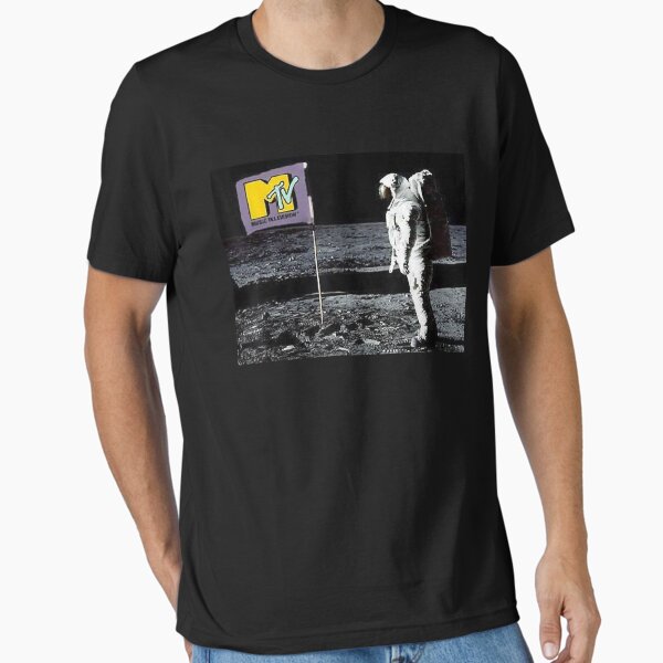Mtv man on the moon logo flag T-Shirt
