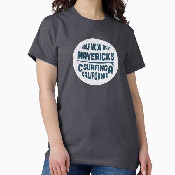 Vintage Mavericks Beach Surfing Half Moon Bay California T-Shirt