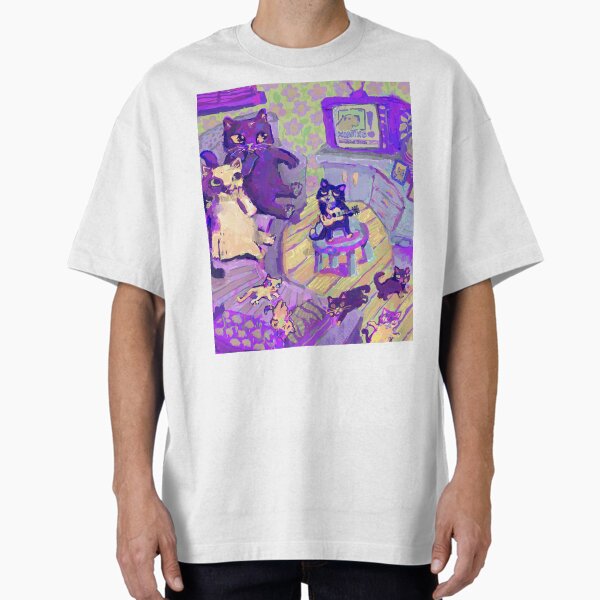 The whole family gathered to see the song the kitten had just invented. T-Shirt