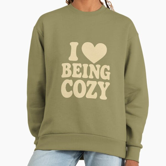 I Love Being Cozy – Retro Groovy Fall Aesthetic Sweatshirt