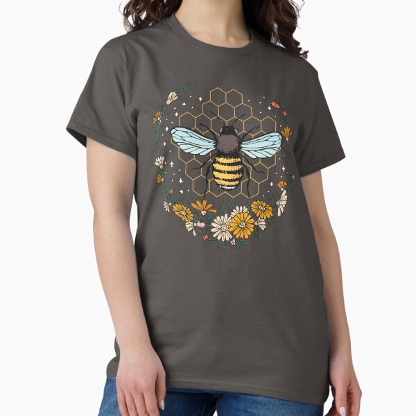 Floral Honeycomb Bee Lover Art T-Shirt
