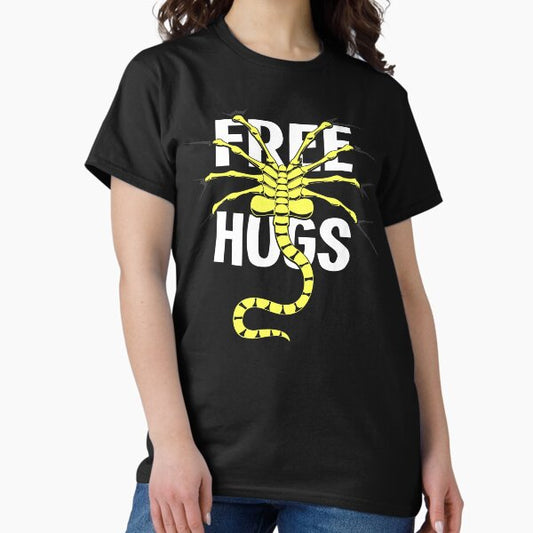 Free Hugs - Alien T-Shirt