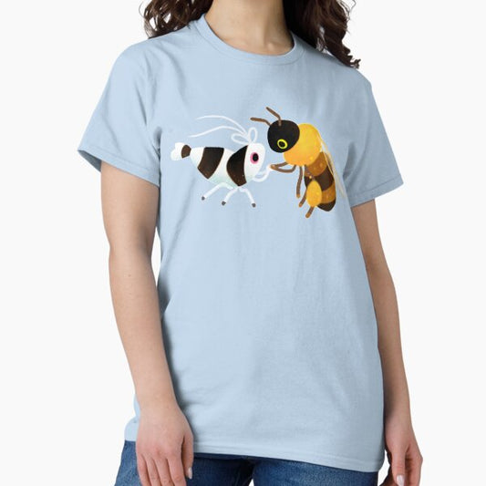 Bee & bee shrimp T-Shirt