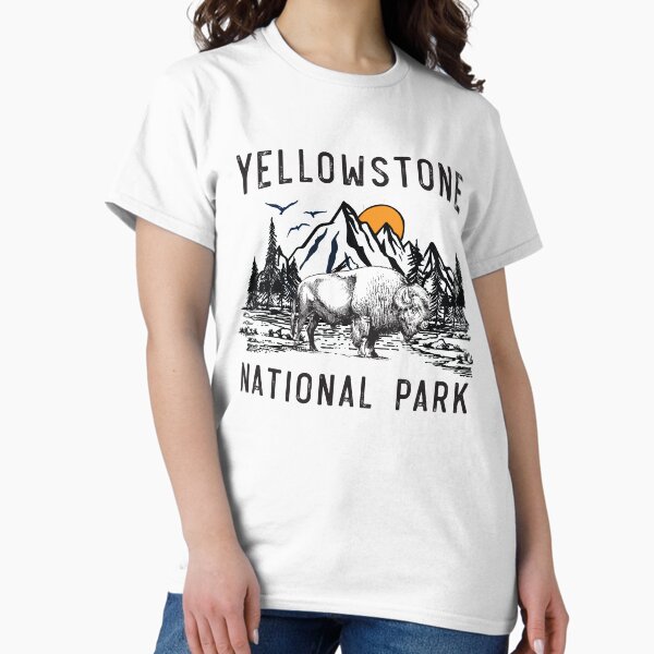 Vintage Yellowstone National Park Wyoming Mountains Bison T-Shirt