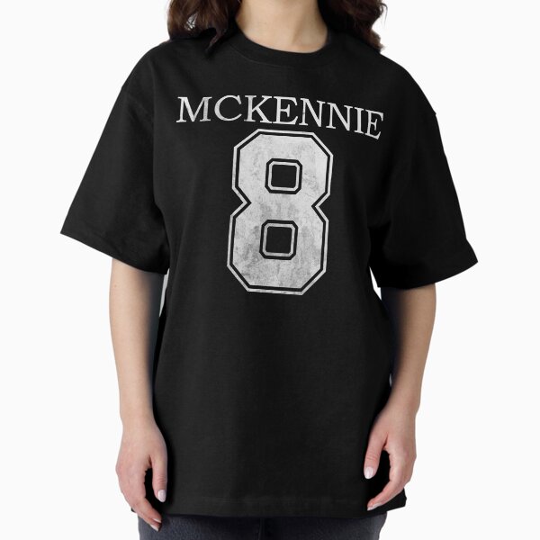 USA Soccer Number 8 Midfield Engine Football Design T-Shirt