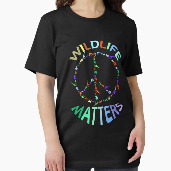 Colorful wildlife matters design of a peace sign with wildlife animals. Protect the wildlife! T-Shirt