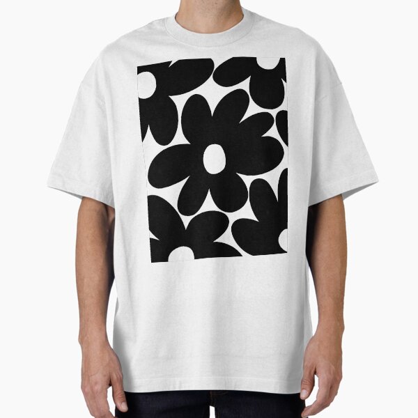Retro Daisy Flowers in Black & White #1 #floral #pattern #decor #art T-Shirt