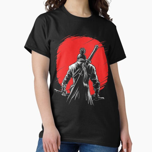 One-armed Wolf red sun 2 T-Shirt